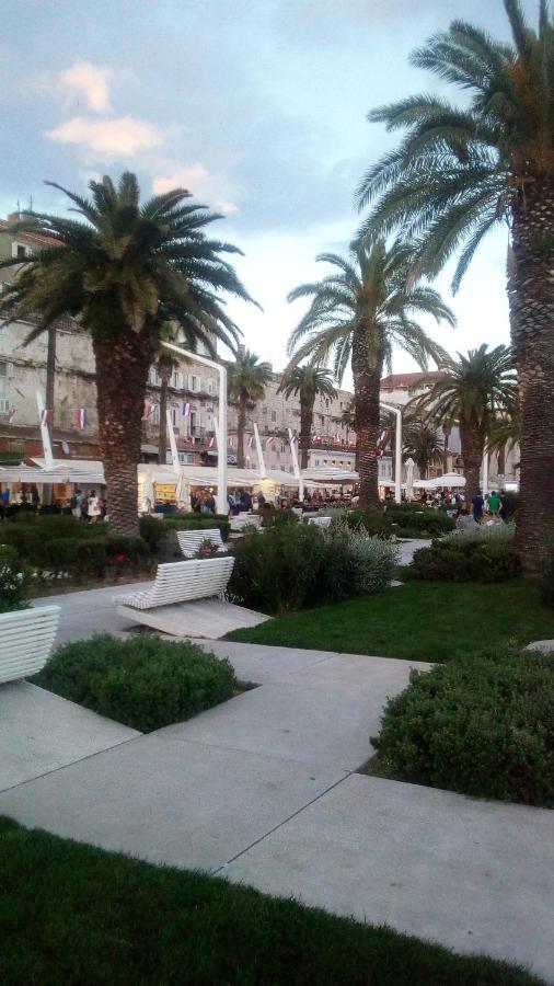 Elly Apartments Σπλιτ Εξωτερικό φωτογραφία